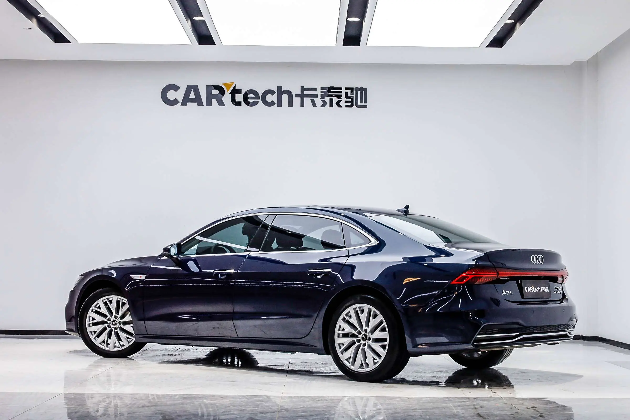Audi A7L