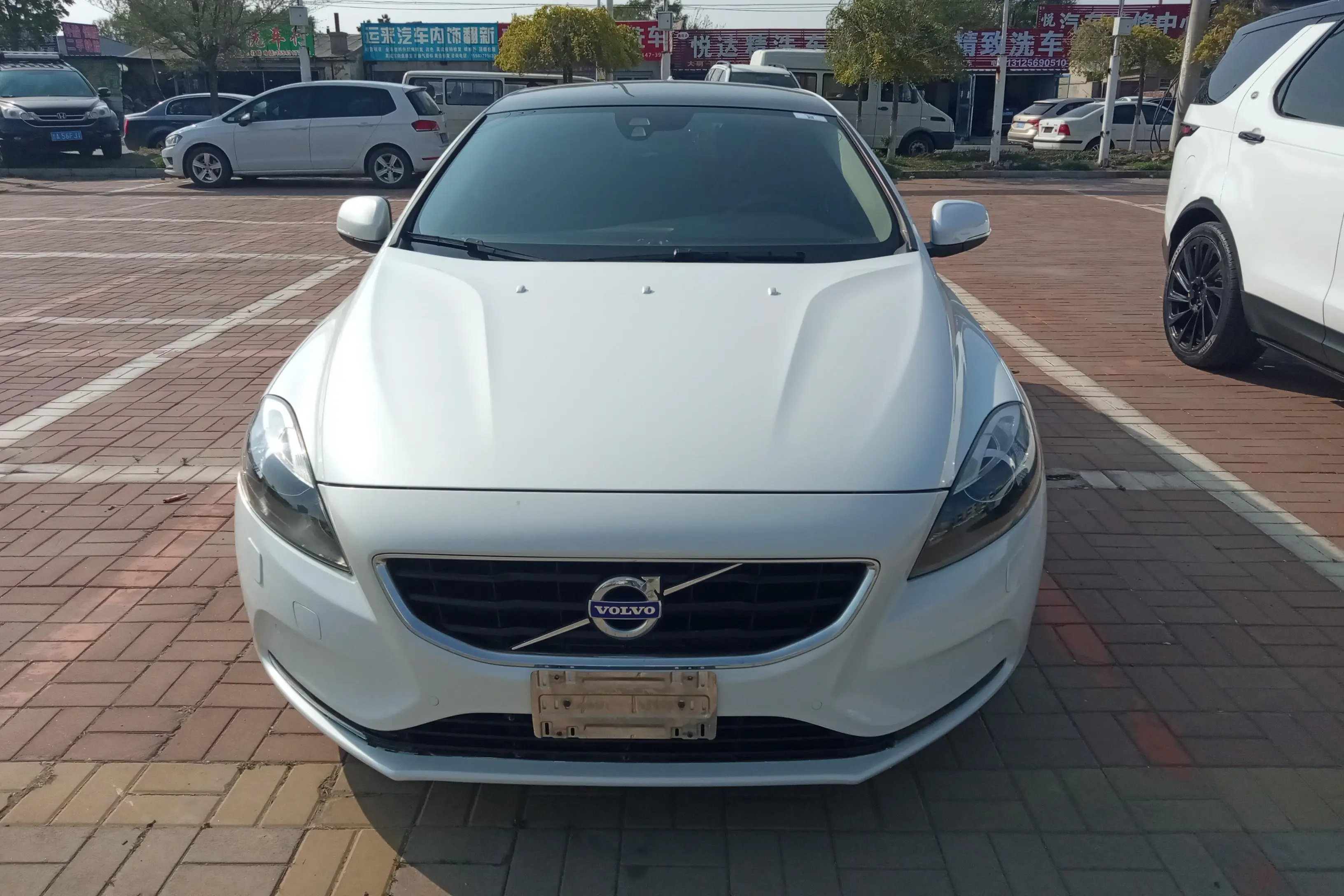 Volvo V40