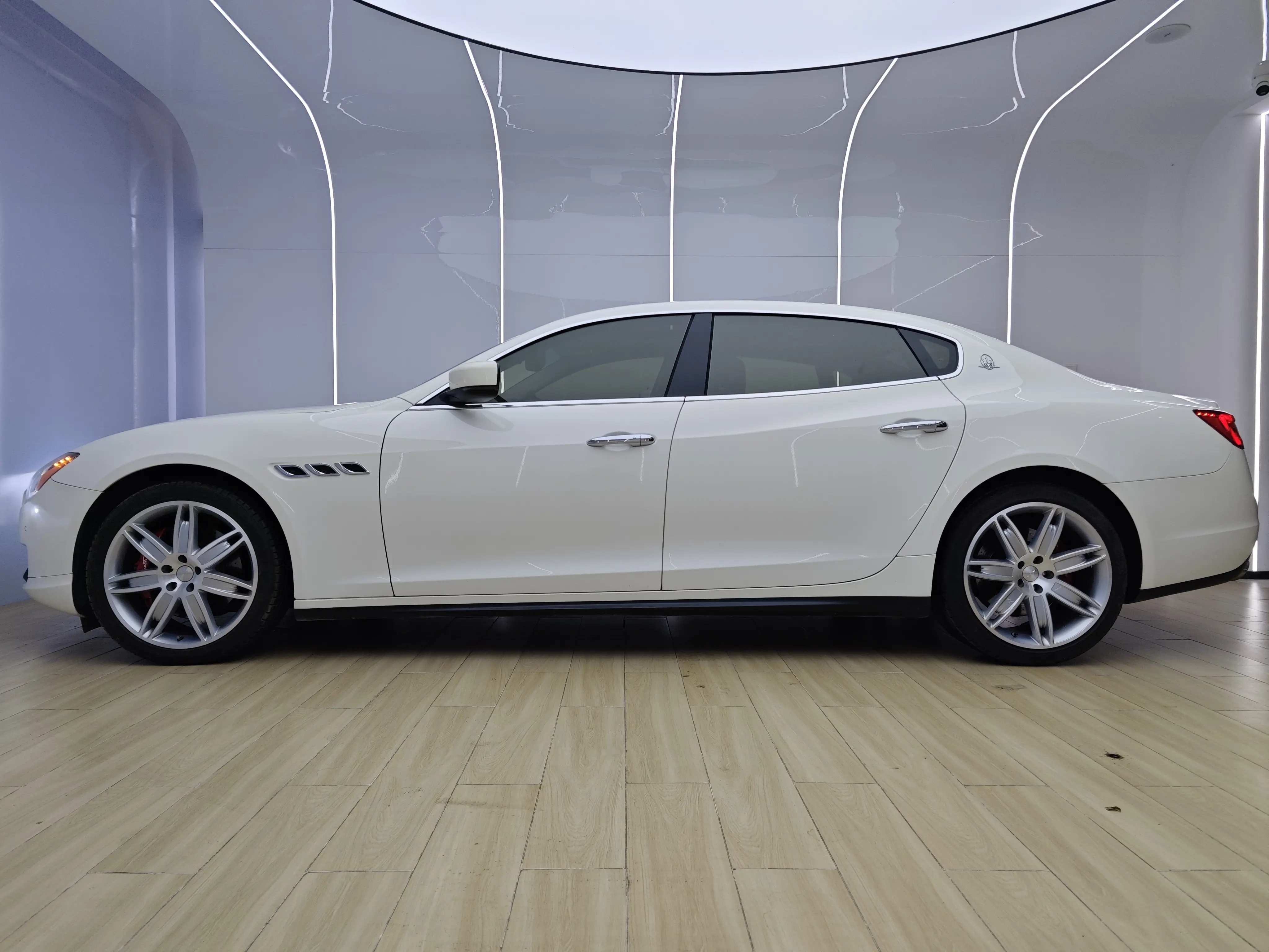 Maserati President