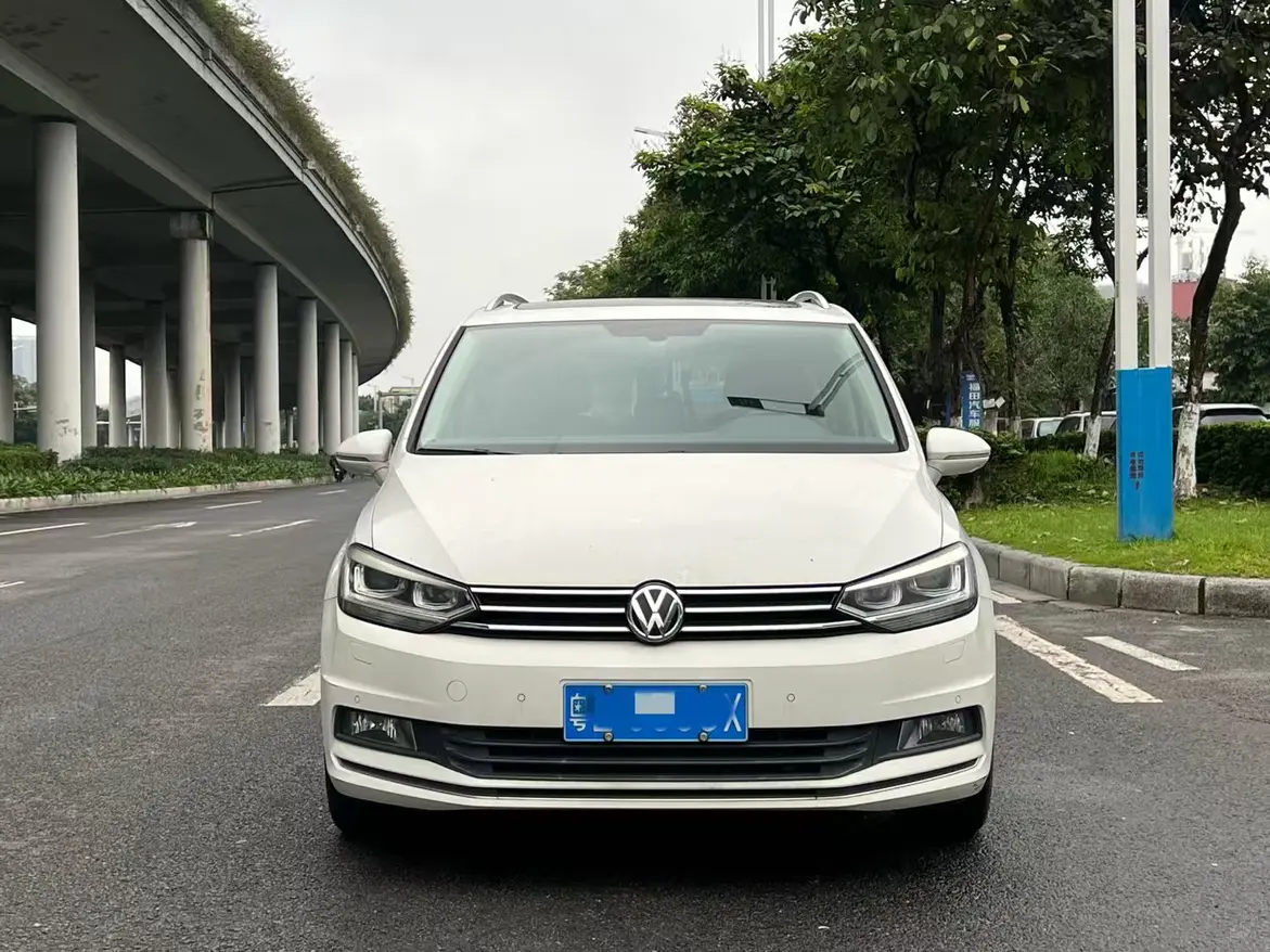 Volkswagen Touran L