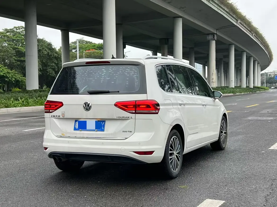 Volkswagen Touran L