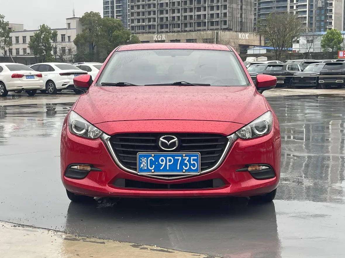 Mazda Axela