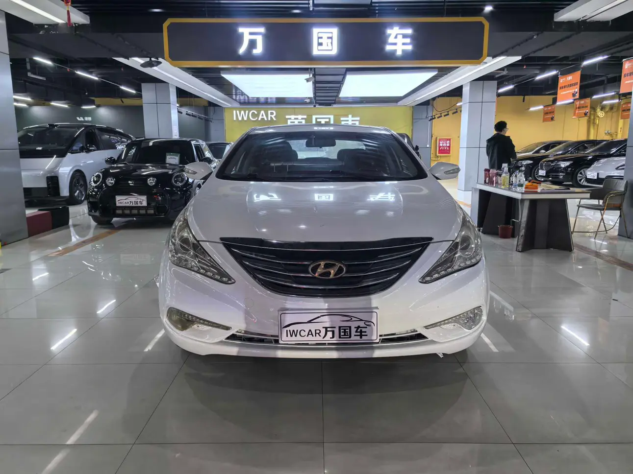 Hyundai Sonata eight