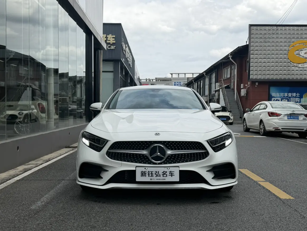 Mercedes-Benz CLS