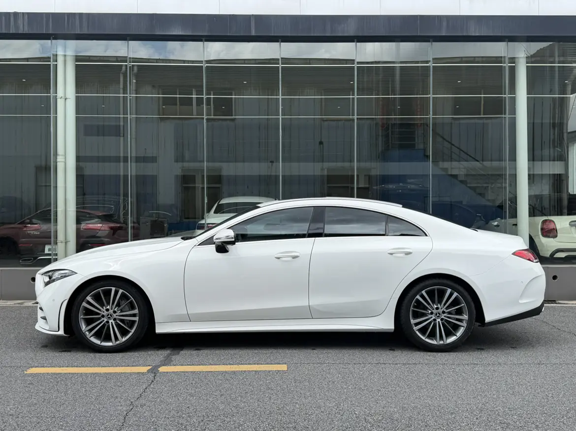 Mercedes-Benz CLS
