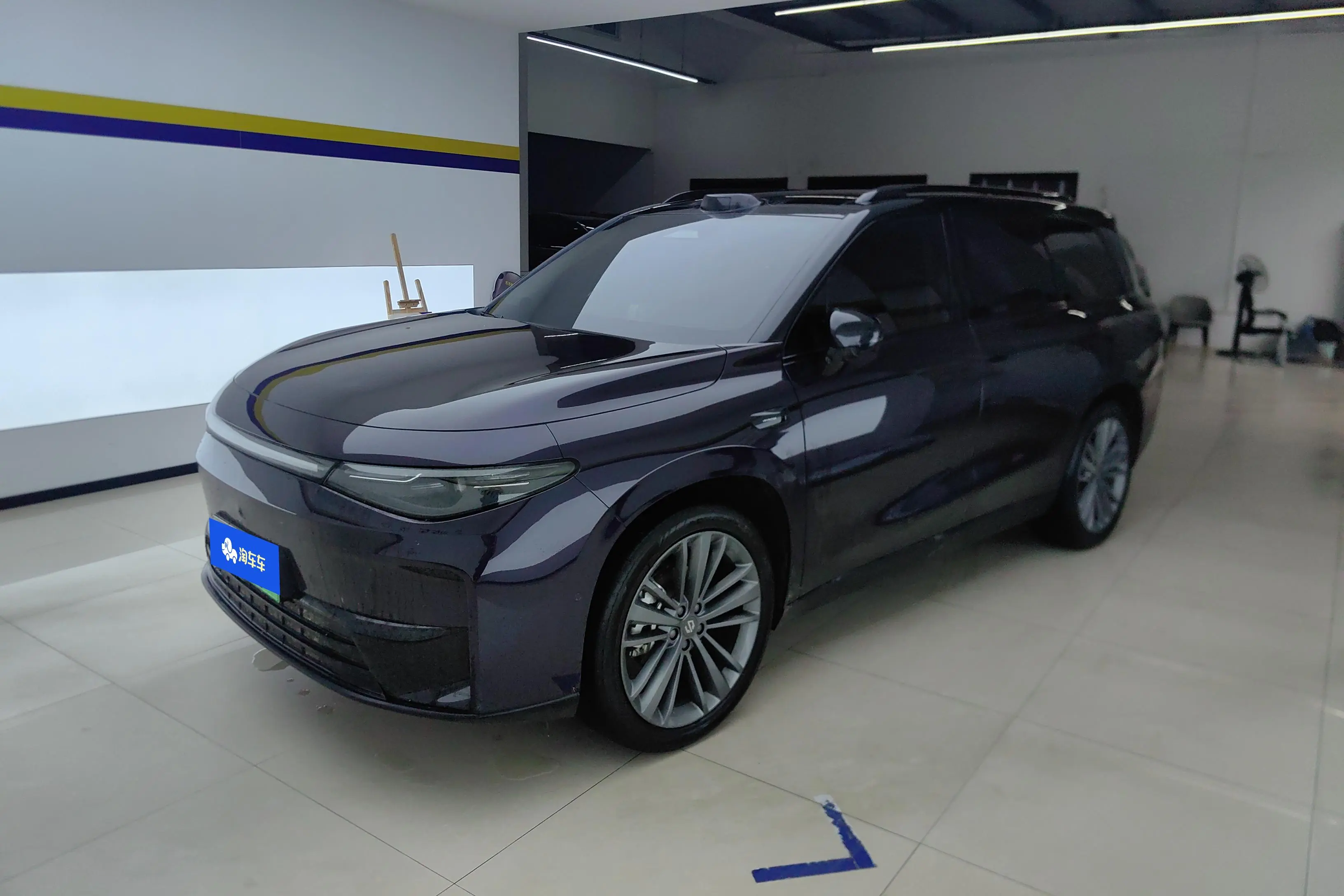 Leapmotor C16