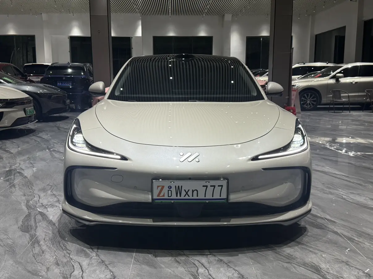 IM Motors L6