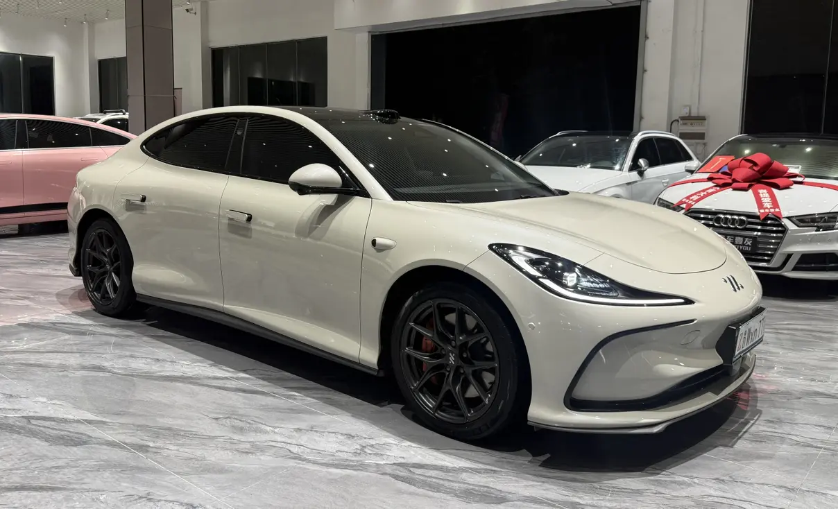 IM Motors L6