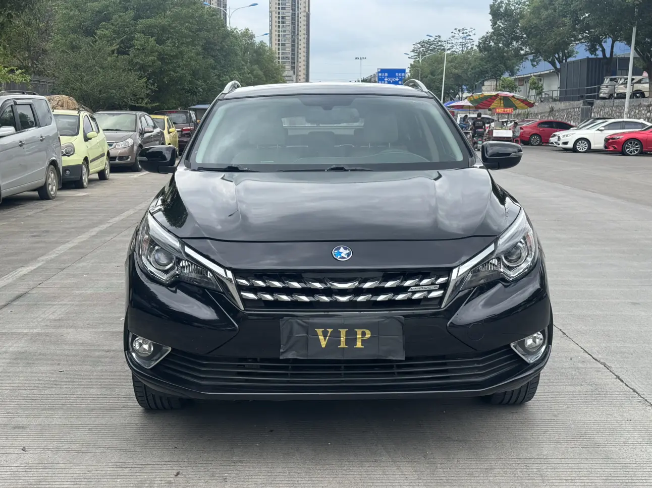 Kai Chen Venucia T90