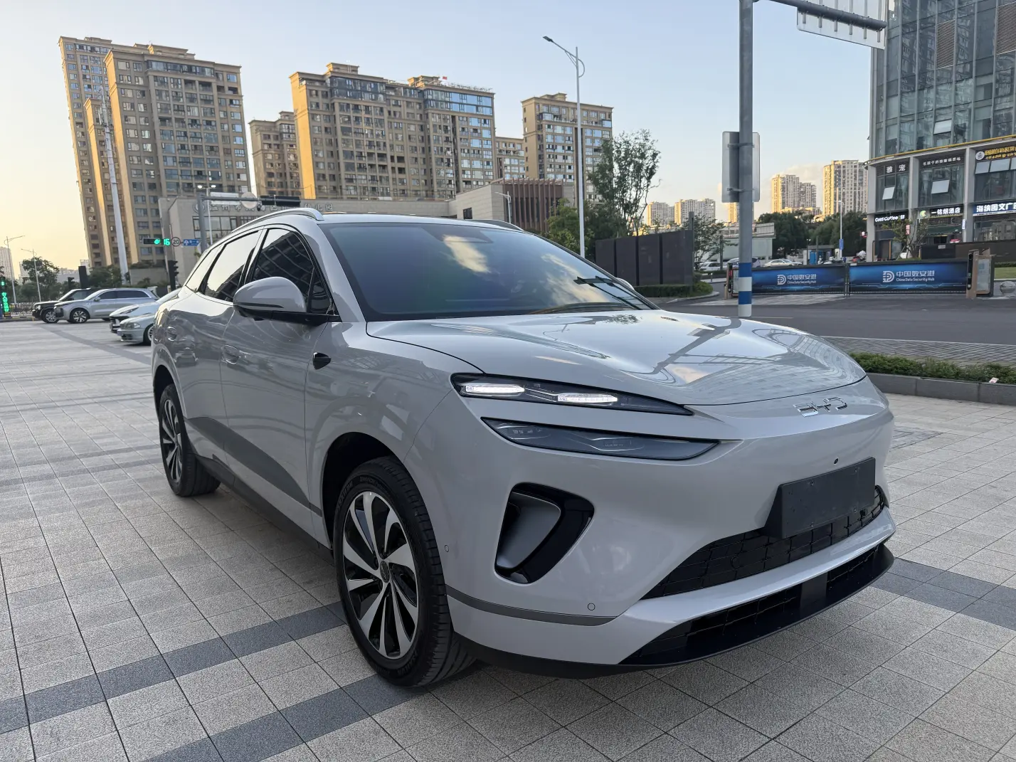 BYD Sea Lion 06EV