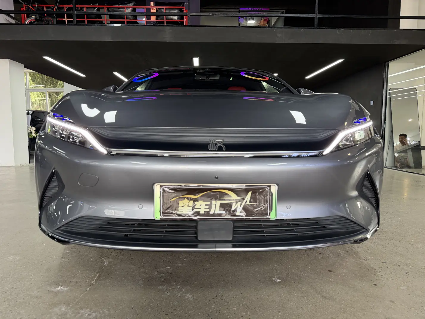BYD Han EV