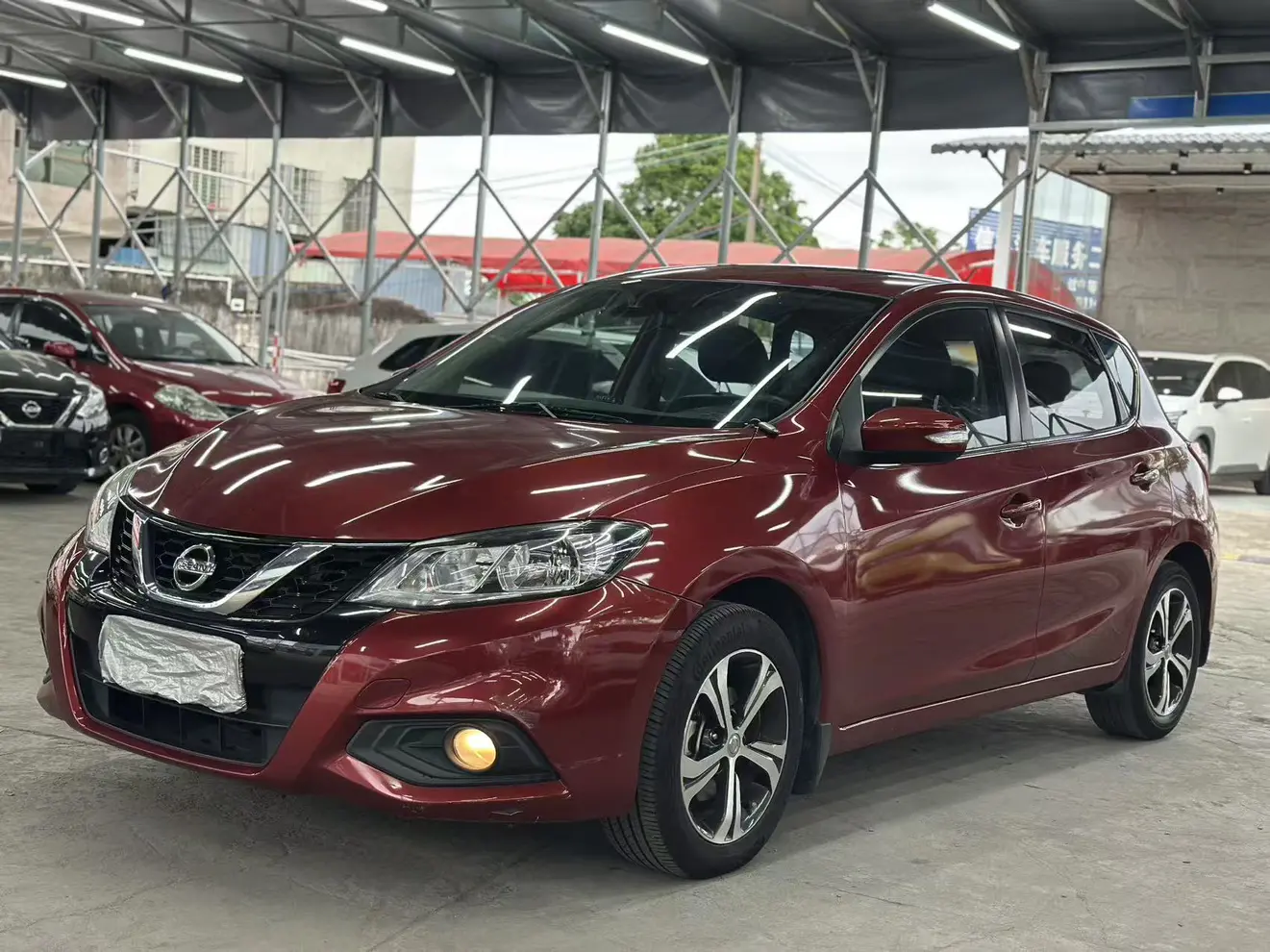 Nissan Tiida