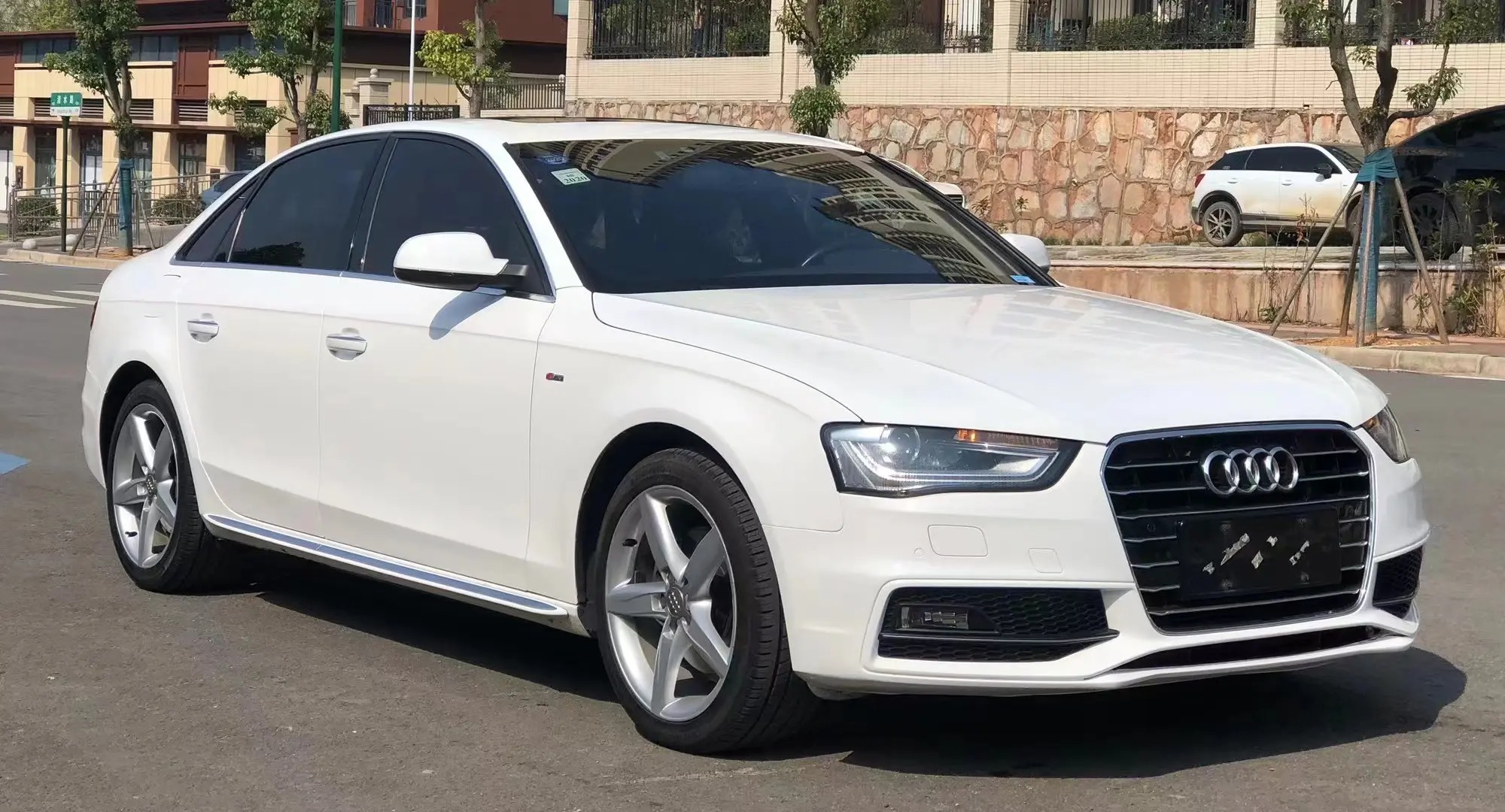 Audi A4L