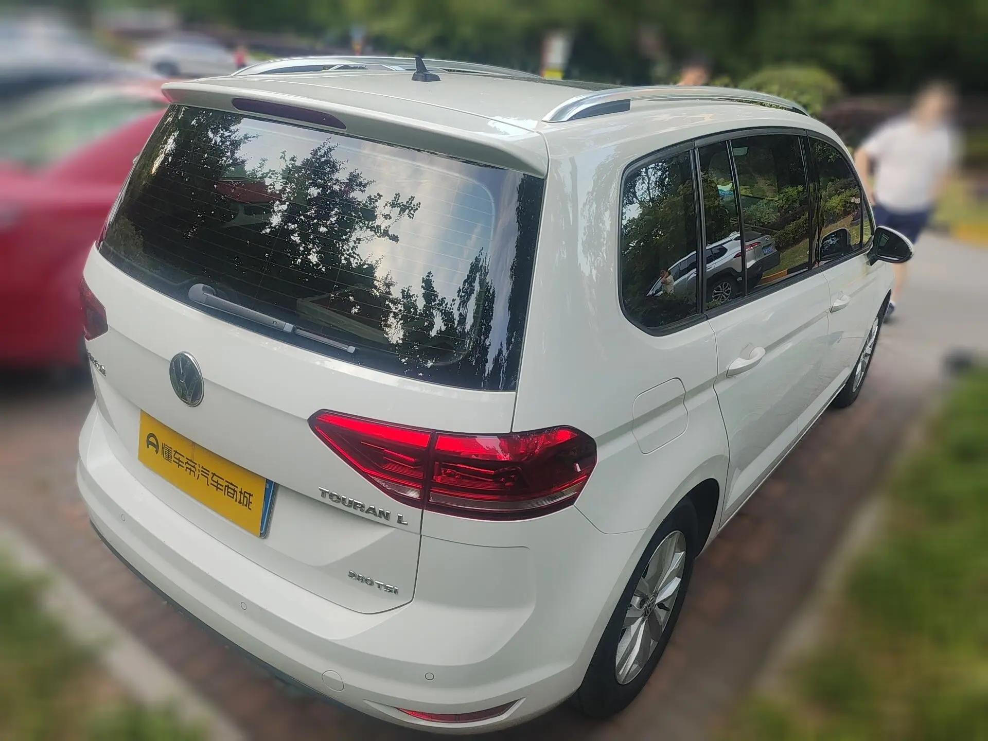 Volkswagen Touran L