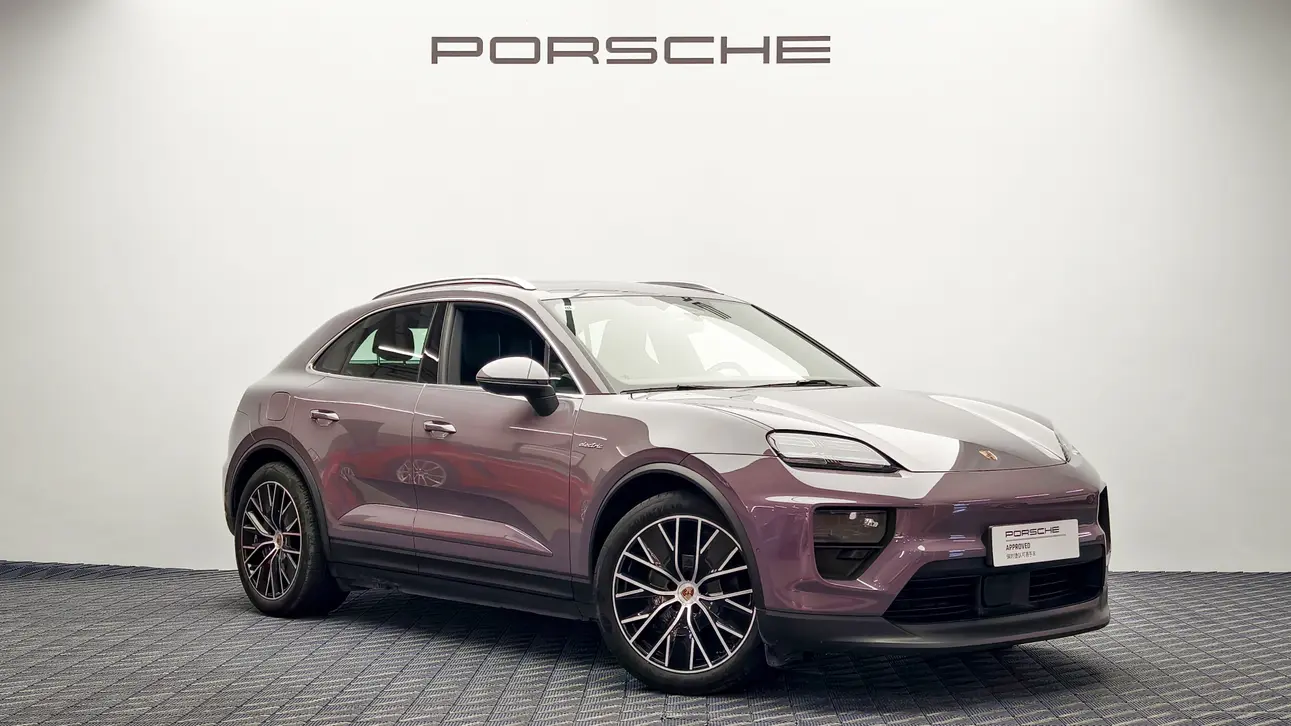 Porsche Macan EV