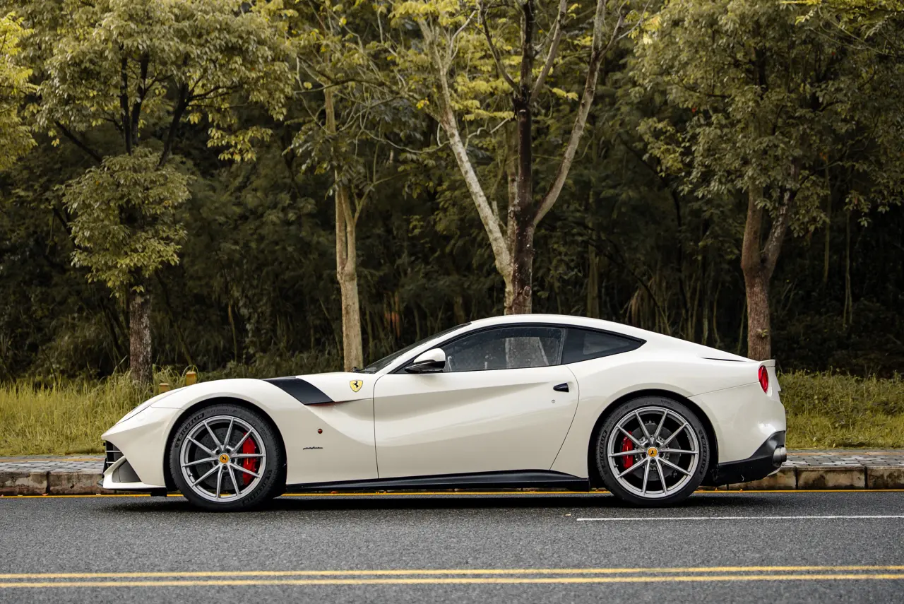 Ferrari F12berlinetta