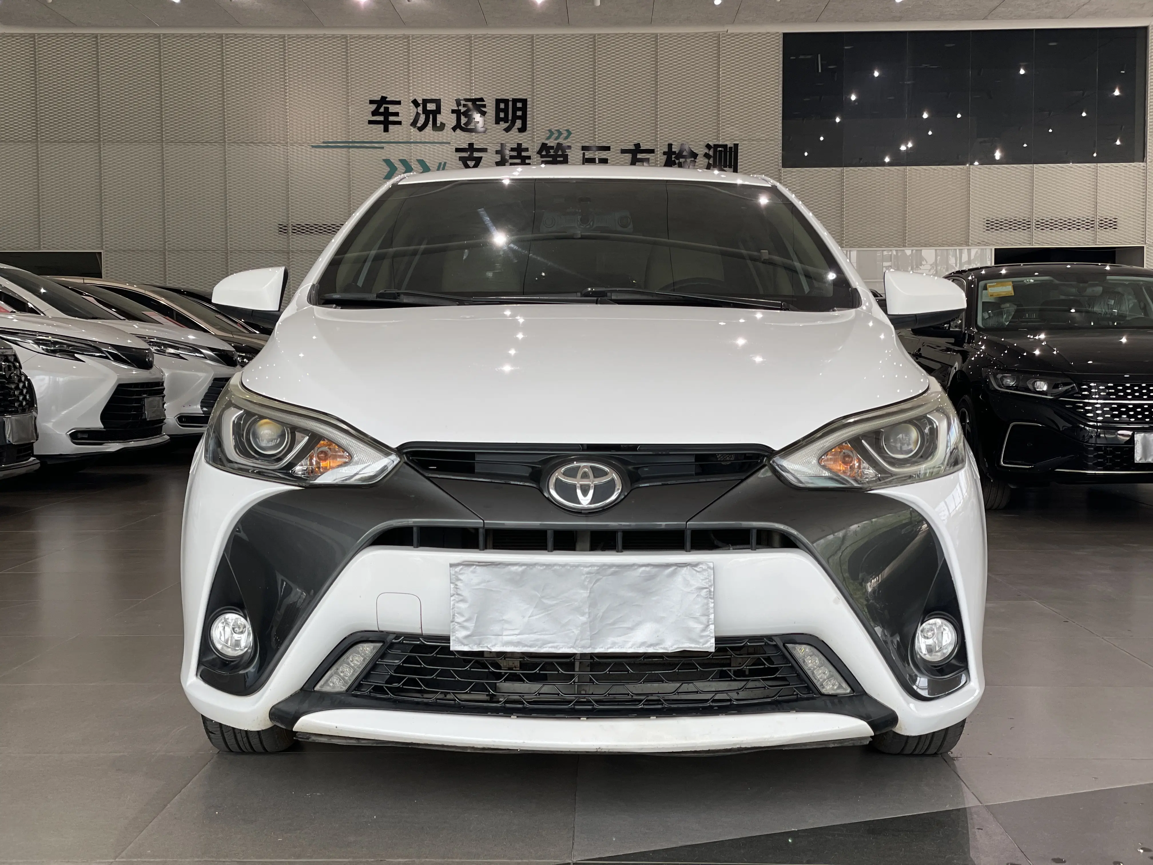 Toyota Yaris L