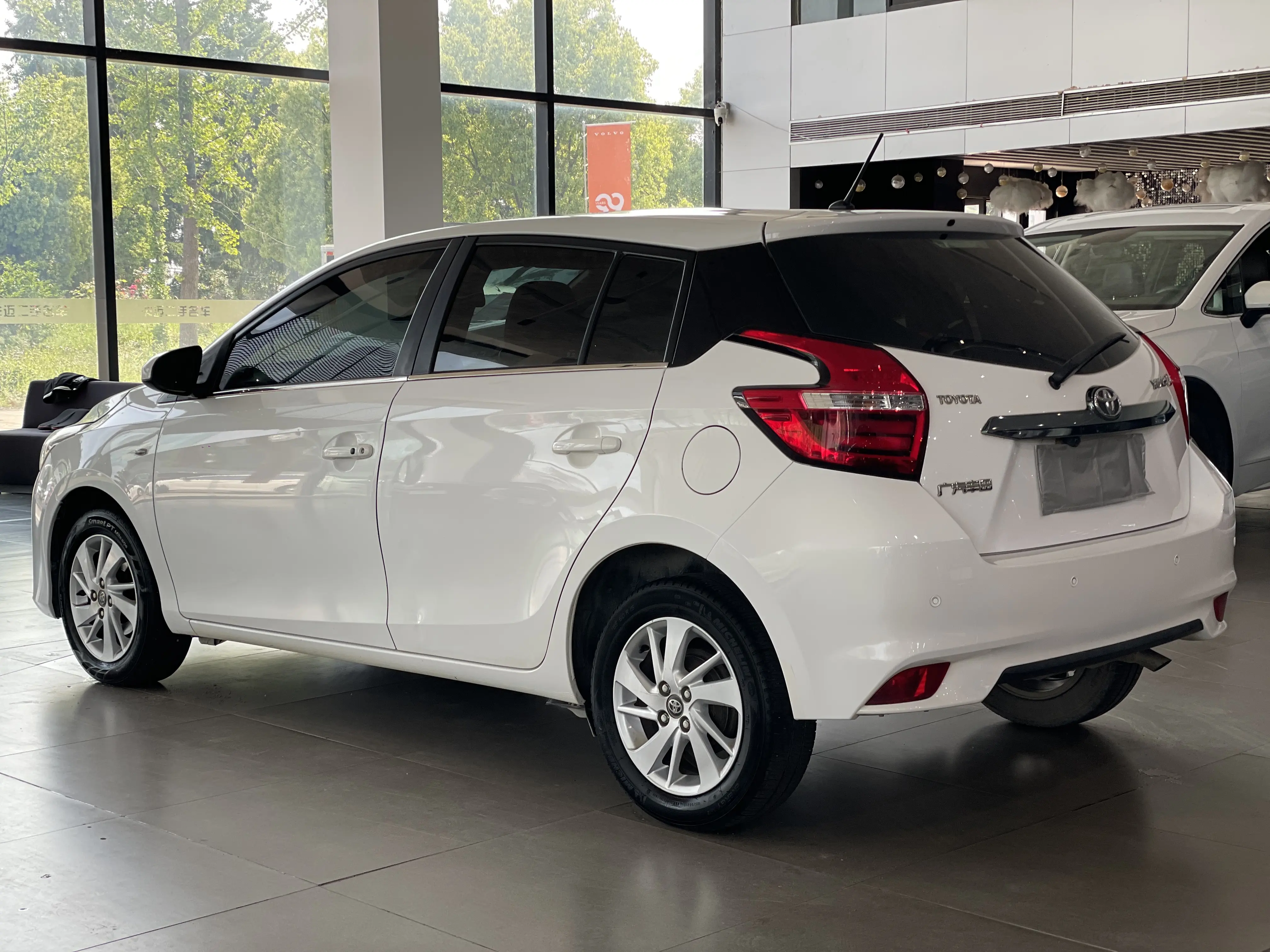 Toyota Yaris L