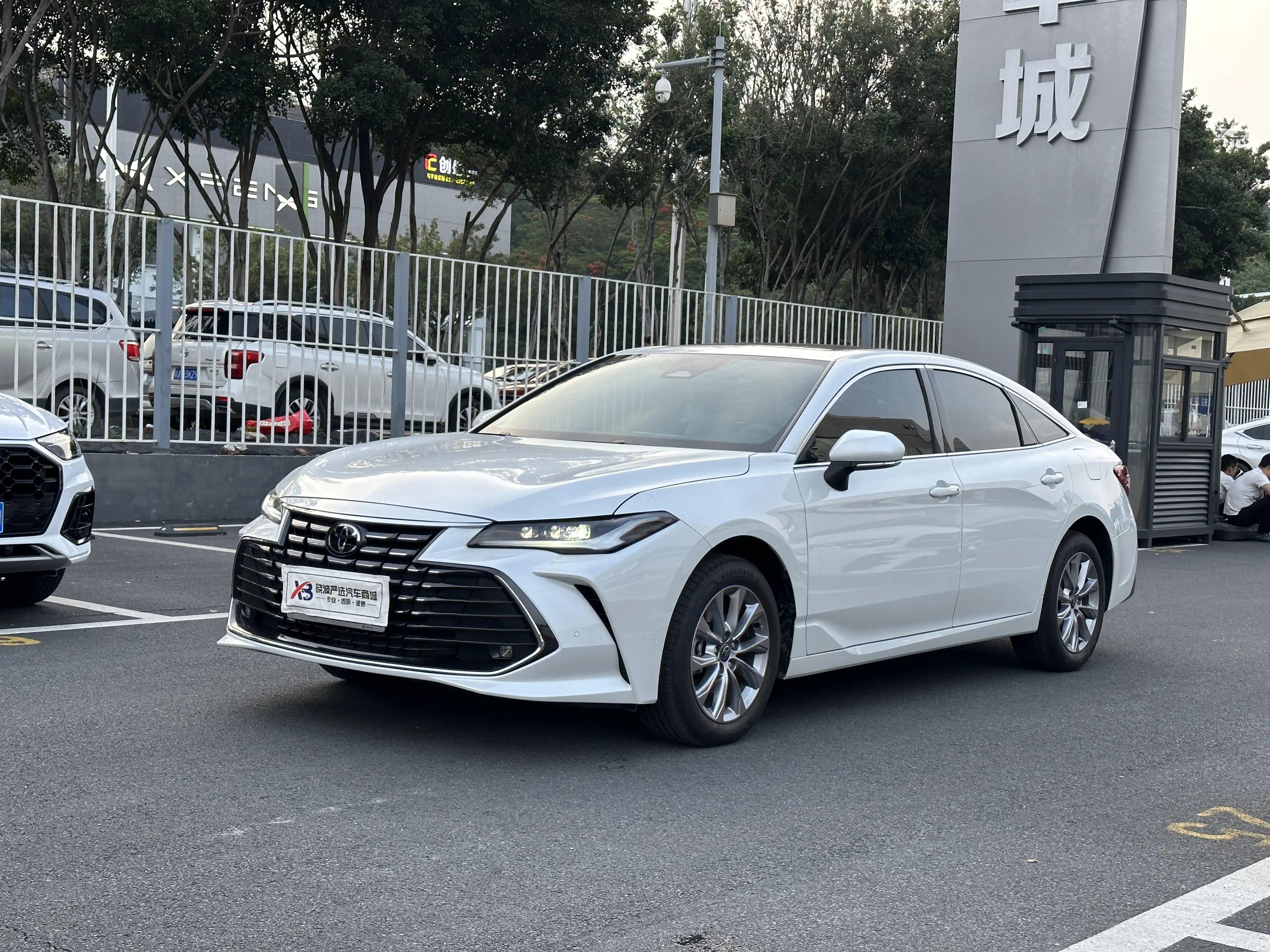 Toyota Avalon