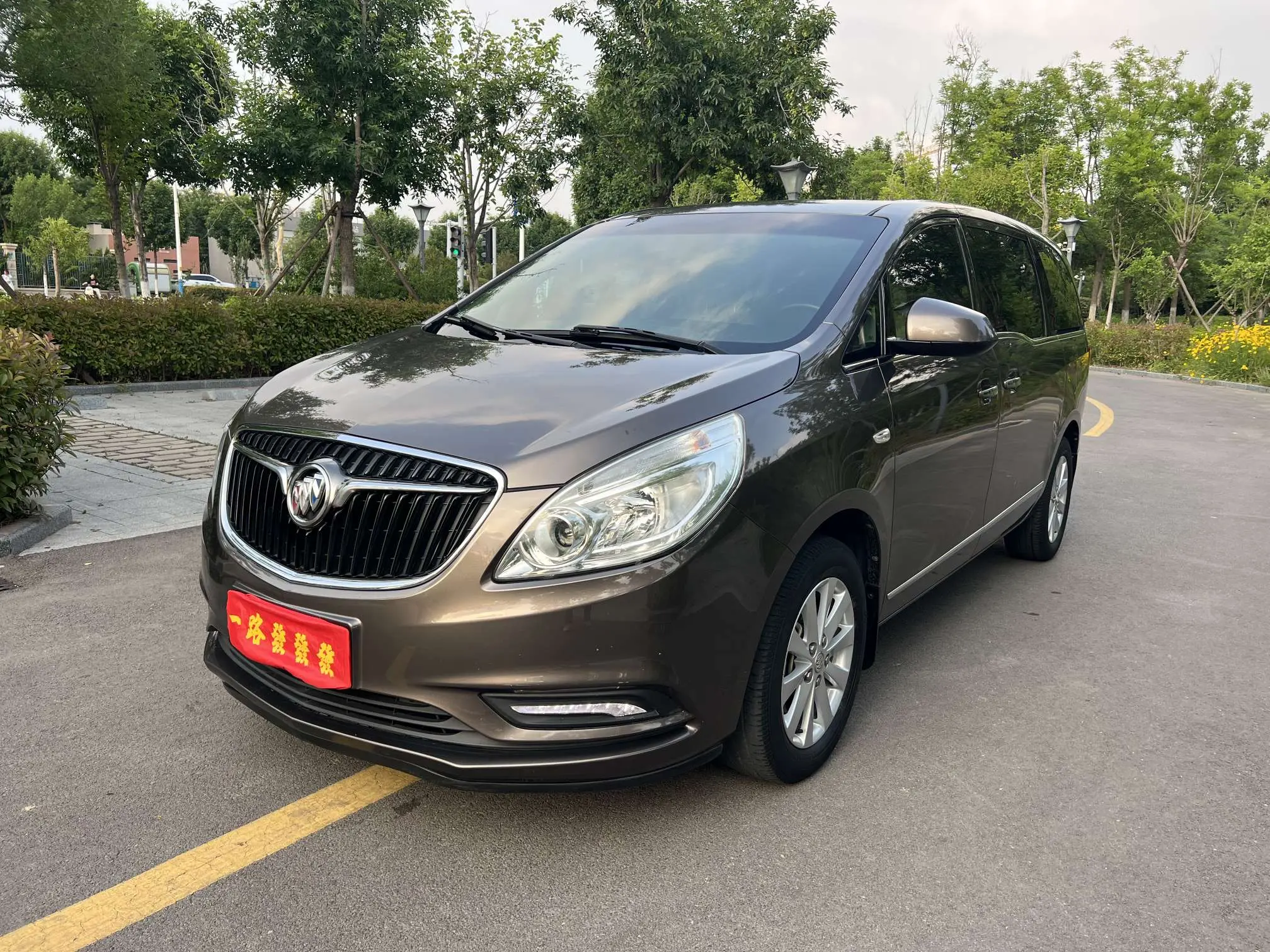Buick GL8
