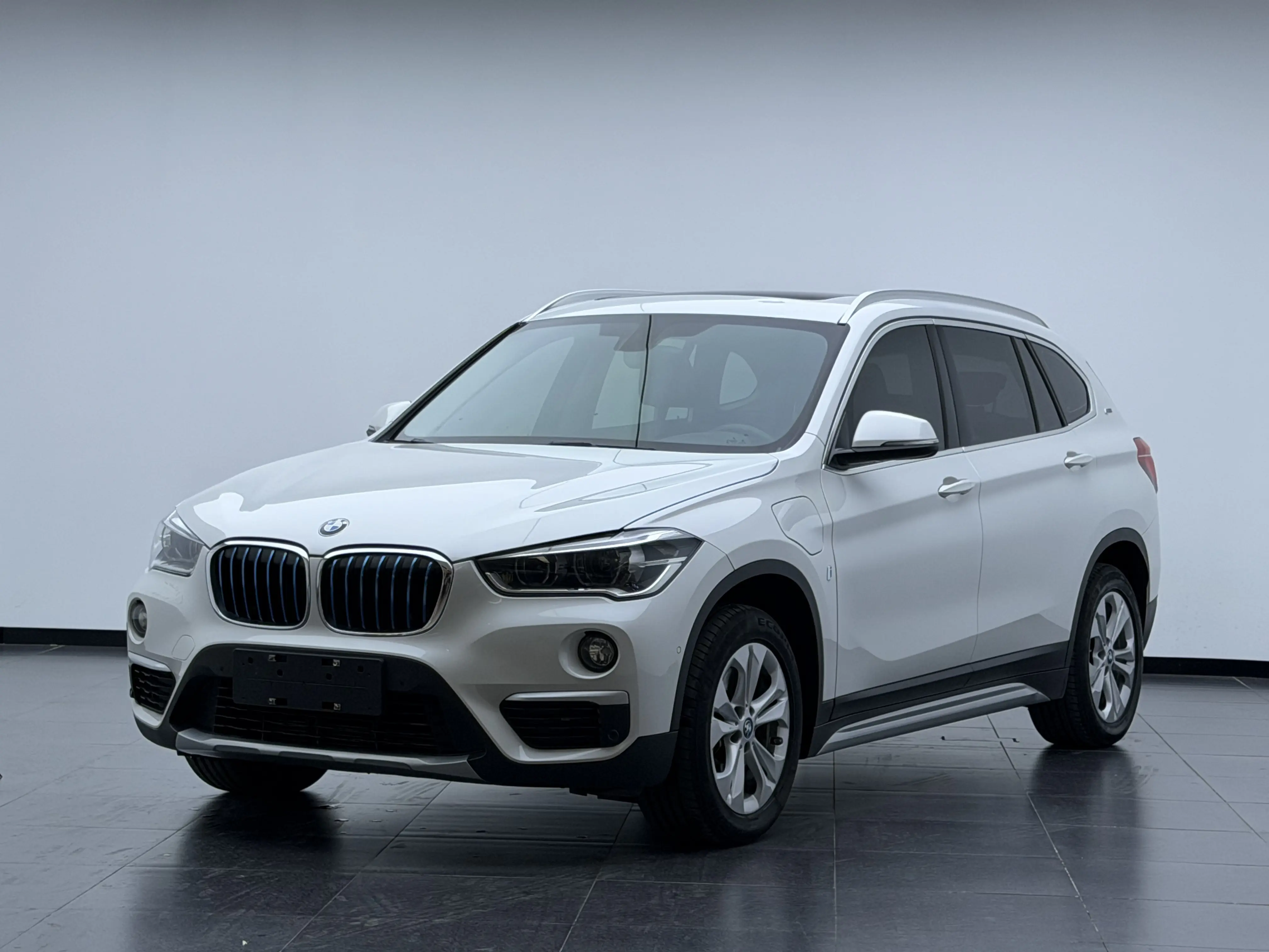 BMW X1 PHEV