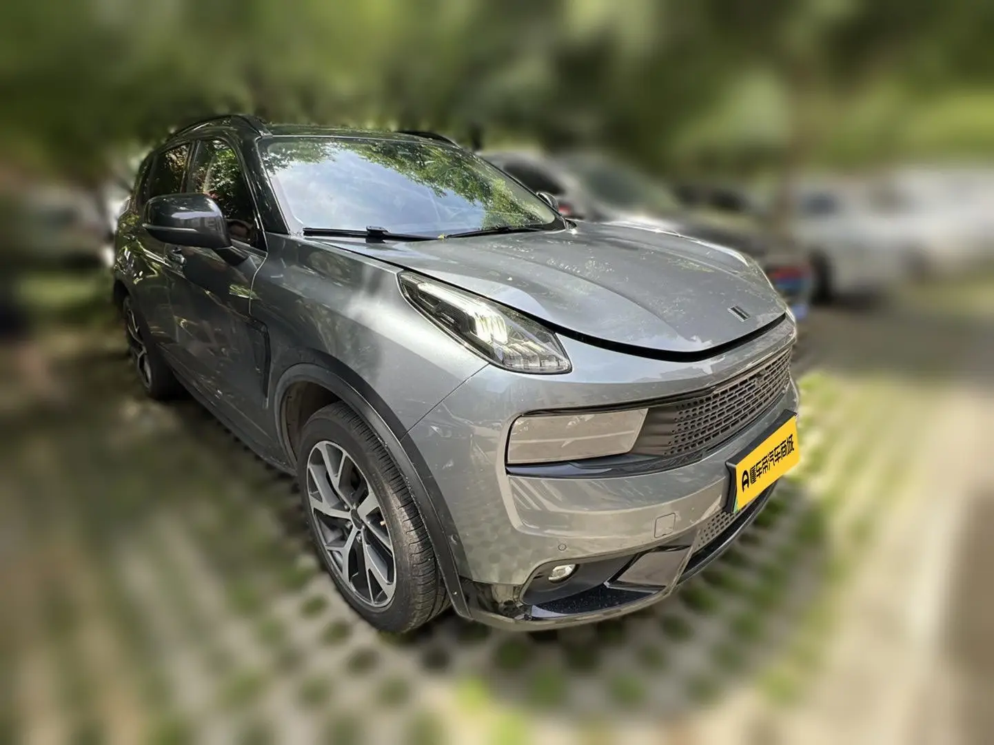 Lynk & Co 01 EM-P