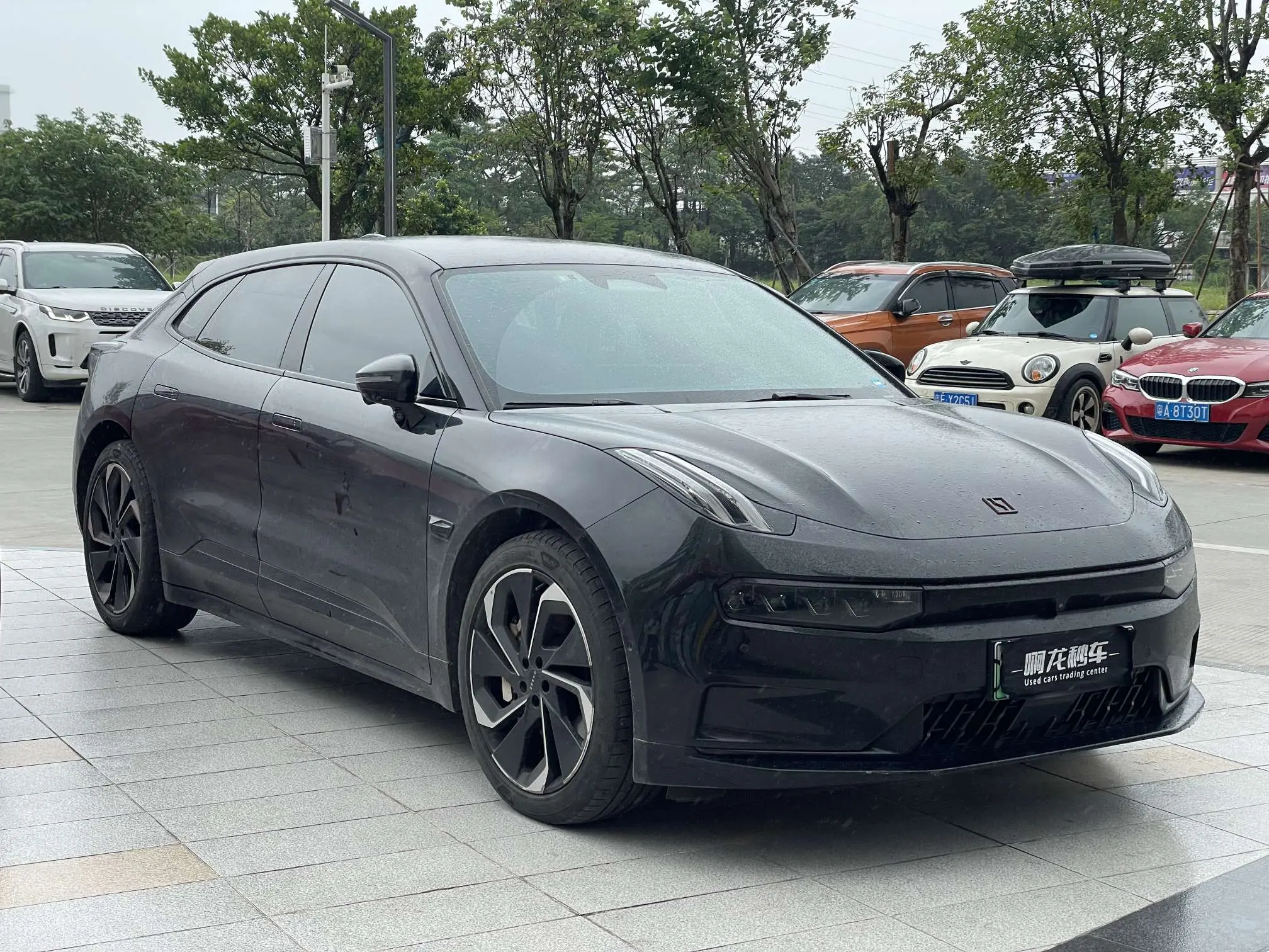 ZEEKR 001