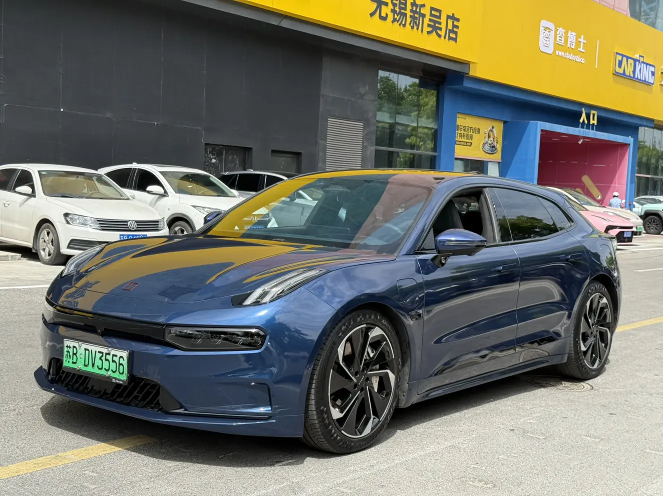 ZEEKR 001
