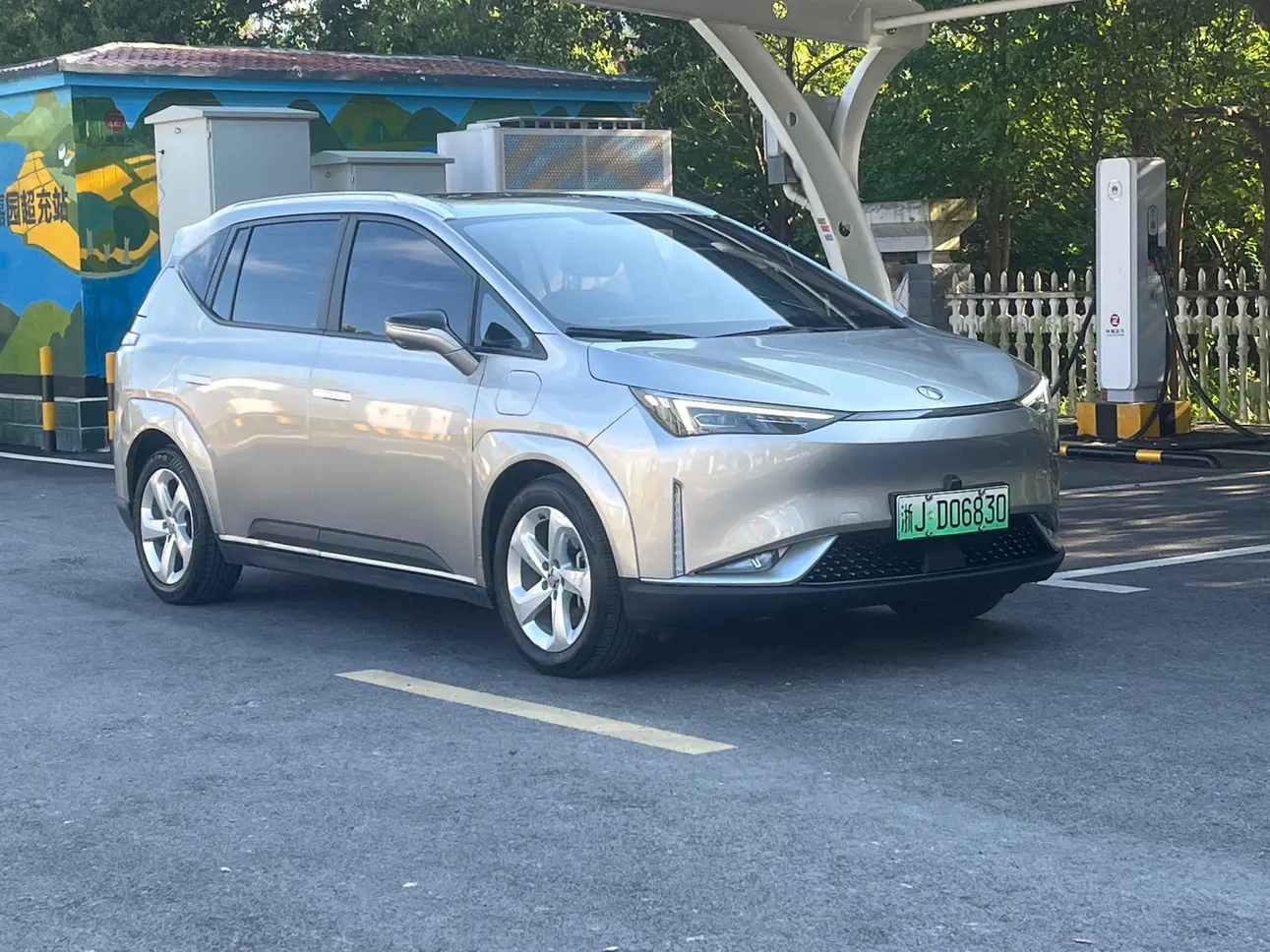 HYCAN Hechuang Z03