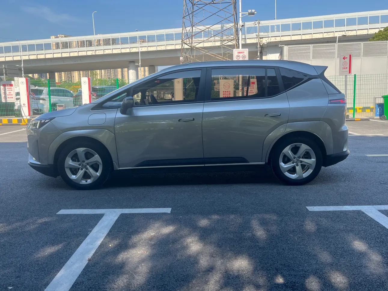 HYCAN Hechuang Z03