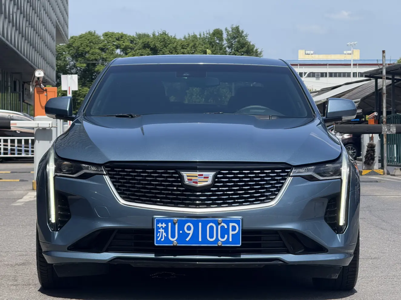 Cadillac CT4