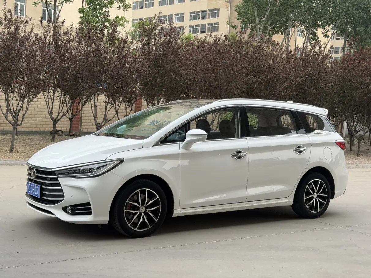 BYD Song MAX