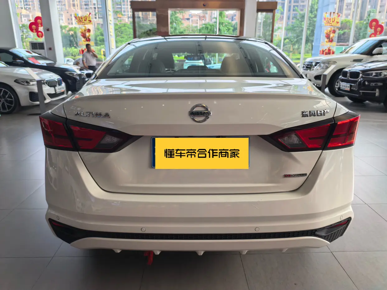 Nissan Altima