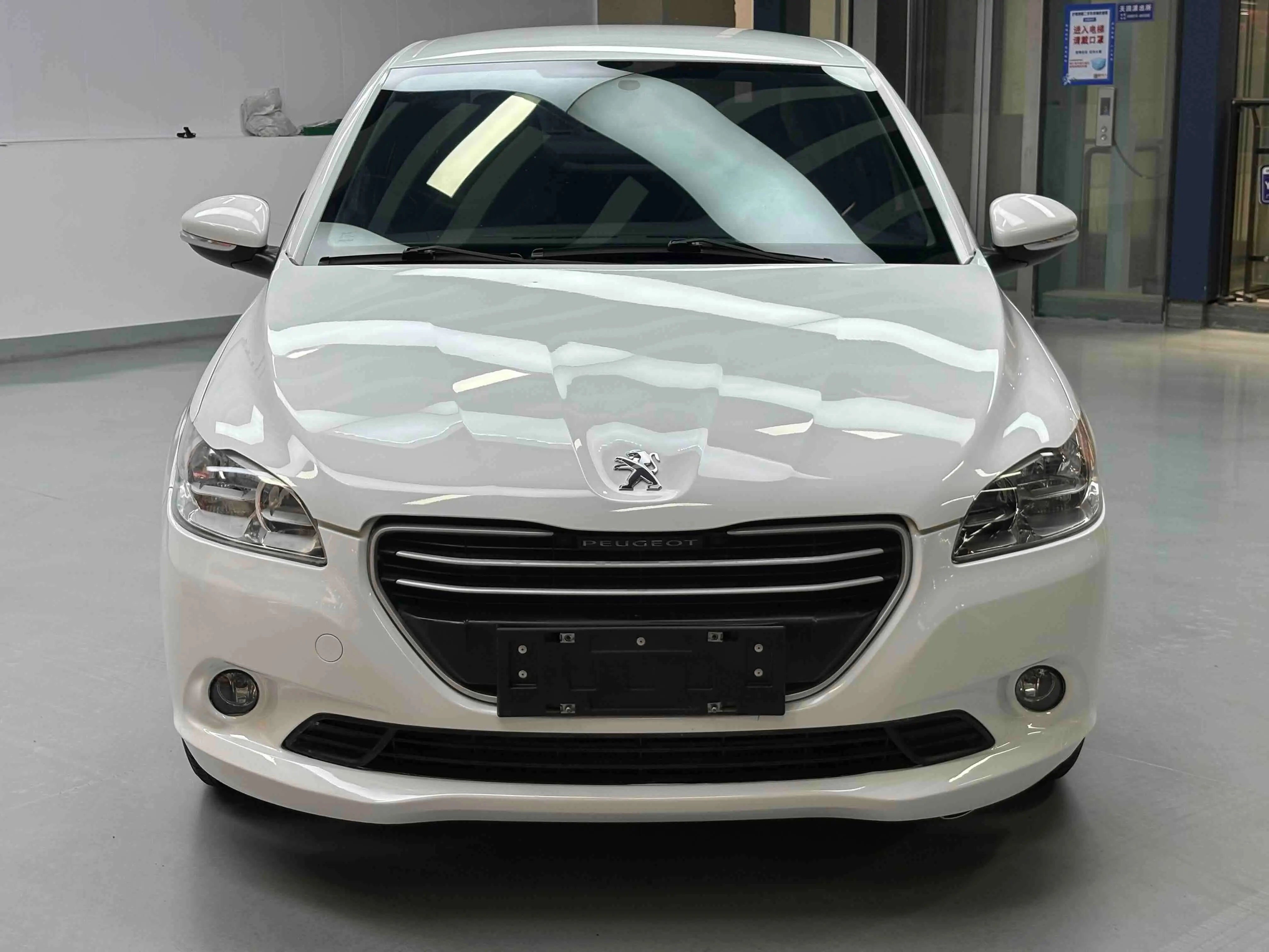 Peugeot 301