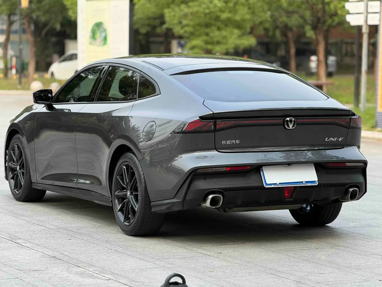 Changan UNI-V
