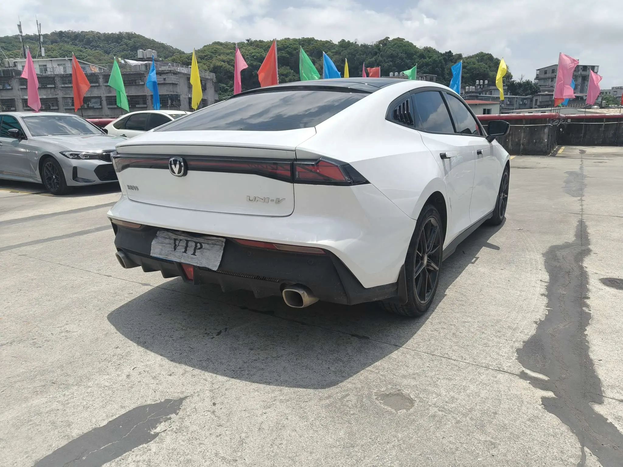 Changan UNI-V
