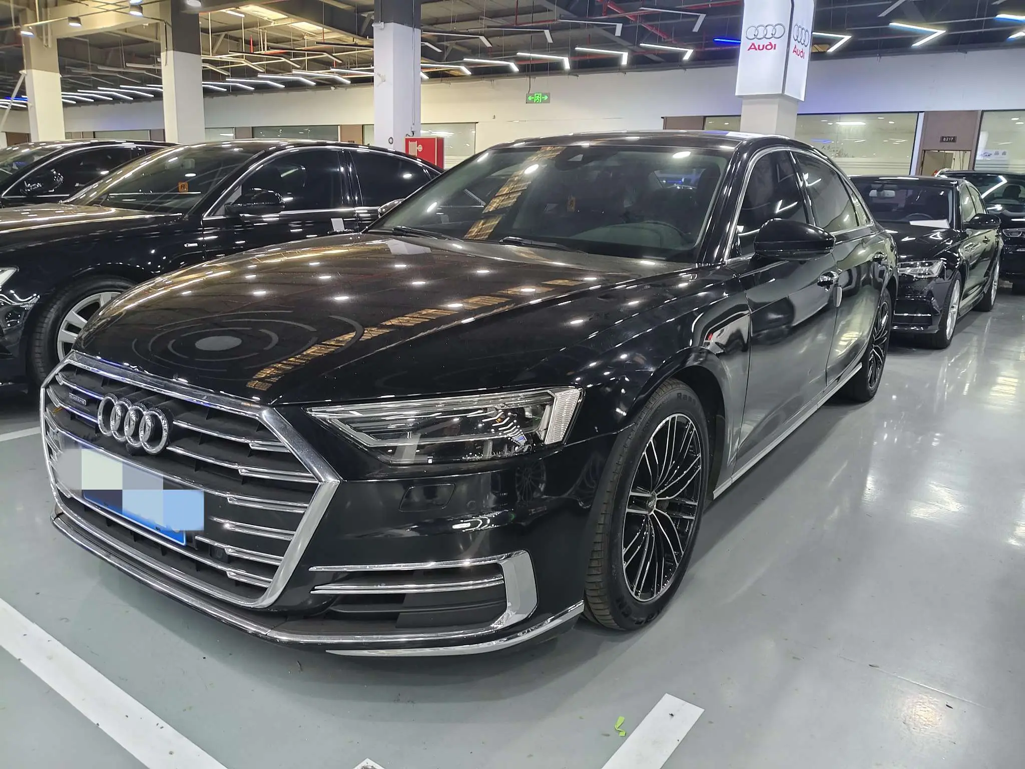 Audi A8