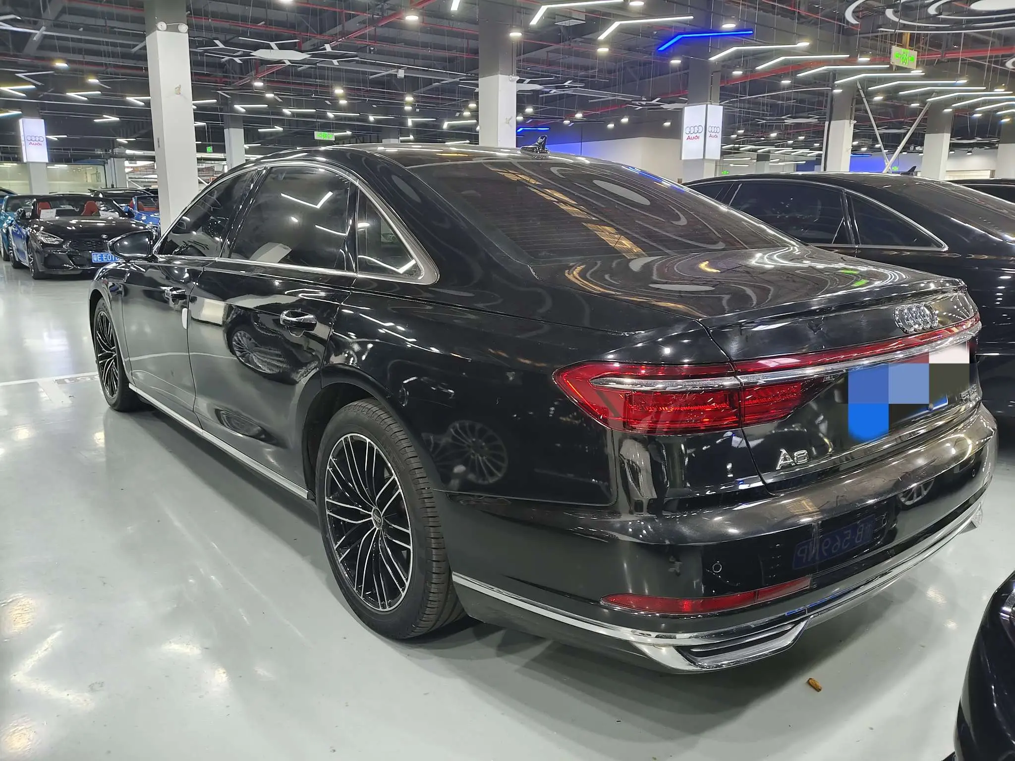 Audi A8