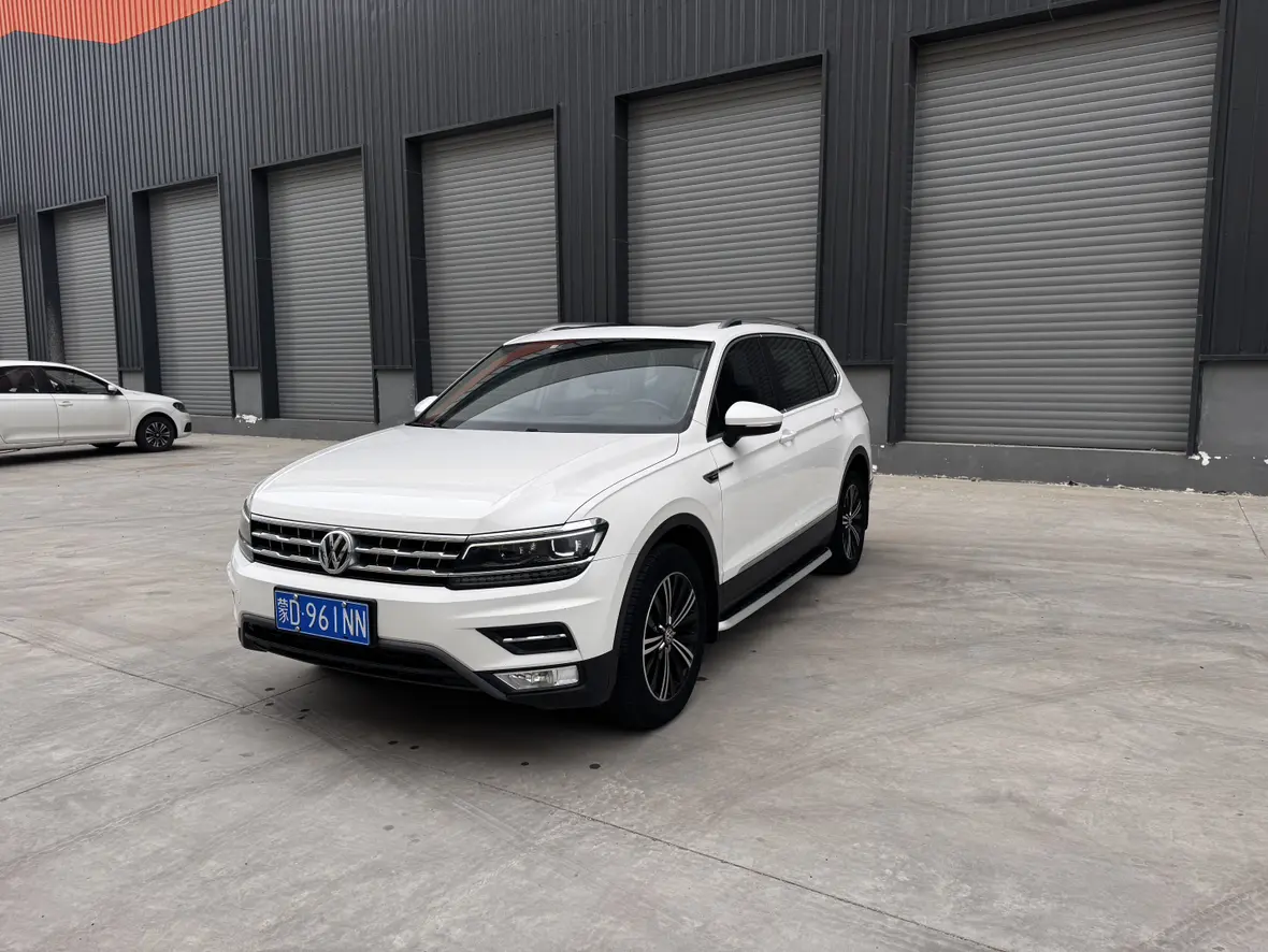 Volkswagen Tiguan L