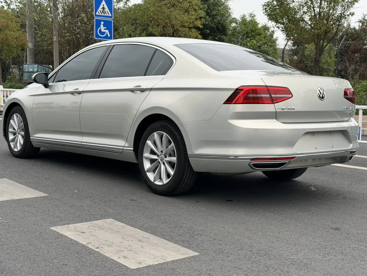 Volkswagen Magotan