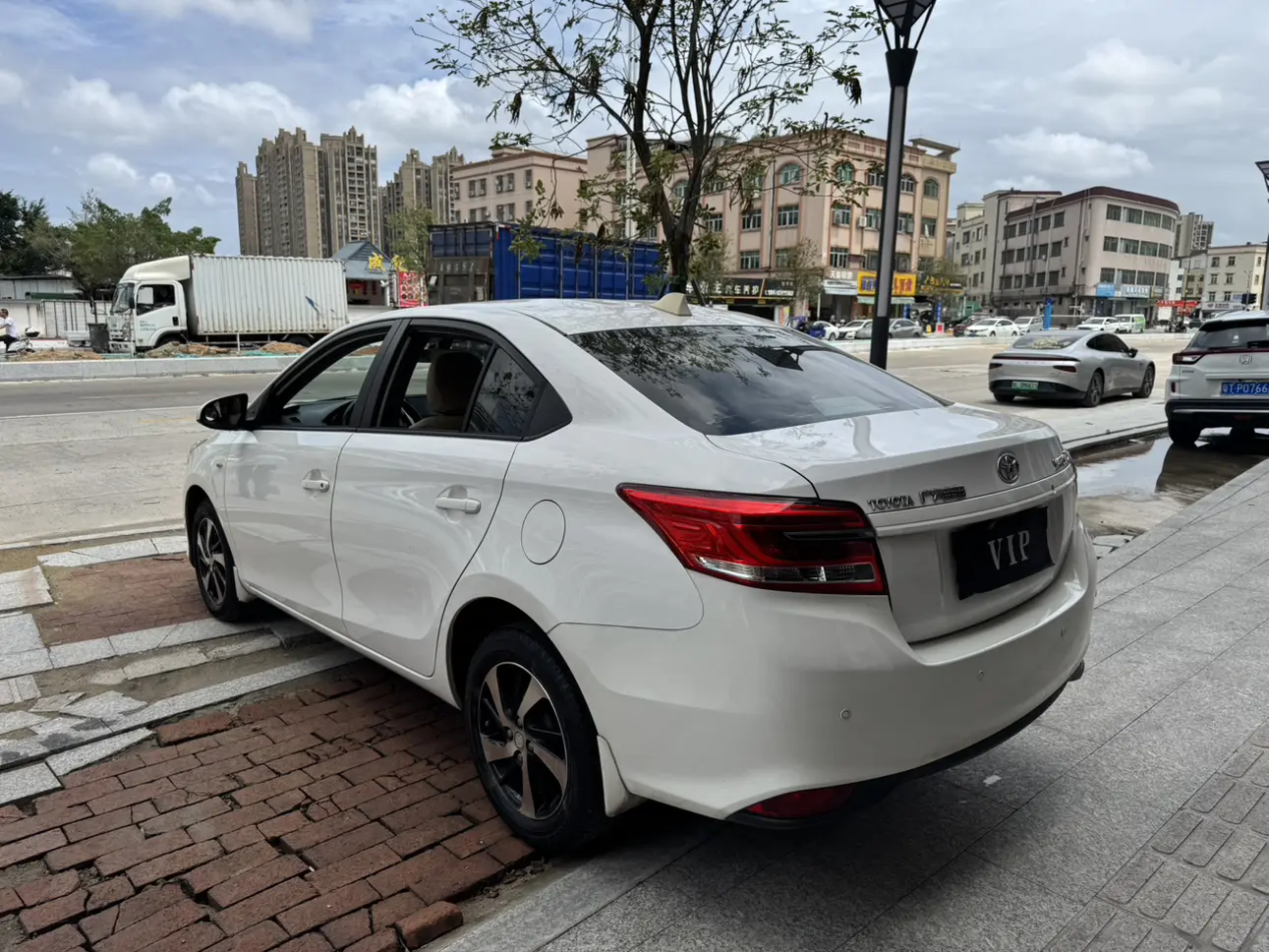 Toyota YARiS L Enjoy