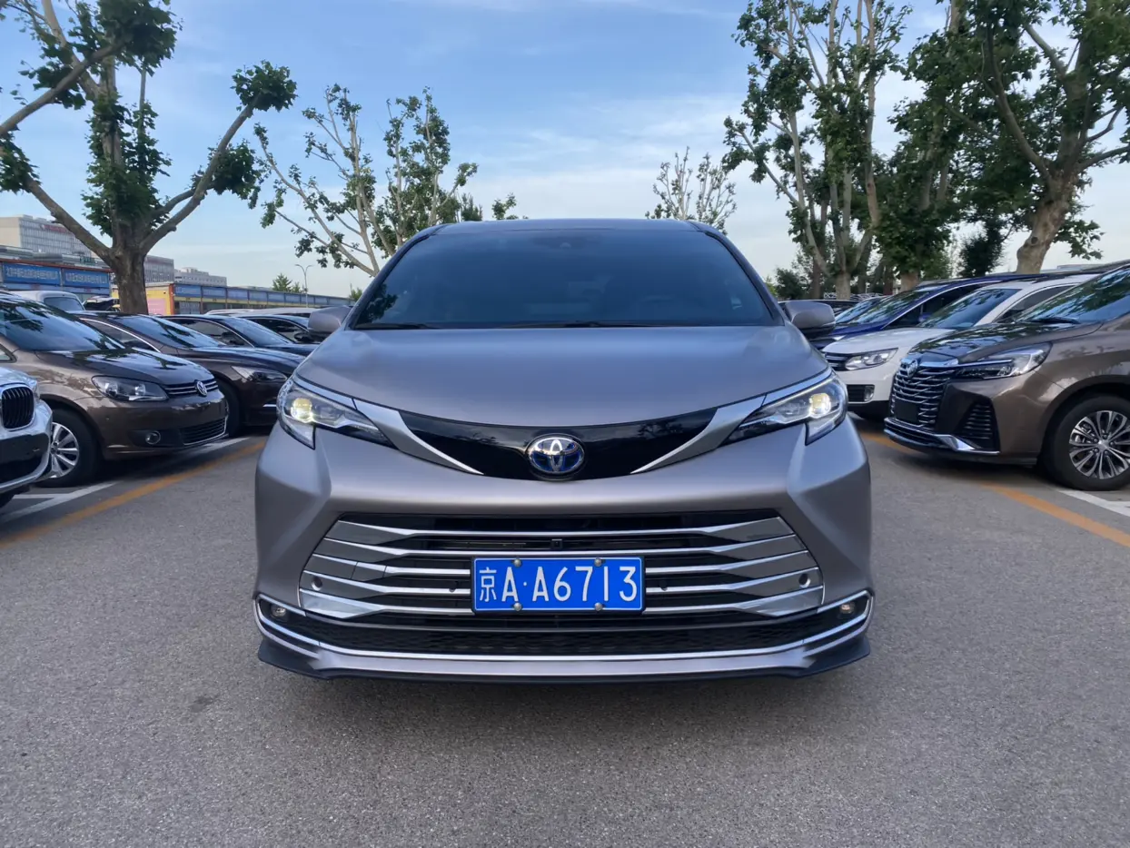 Toyota Sienna