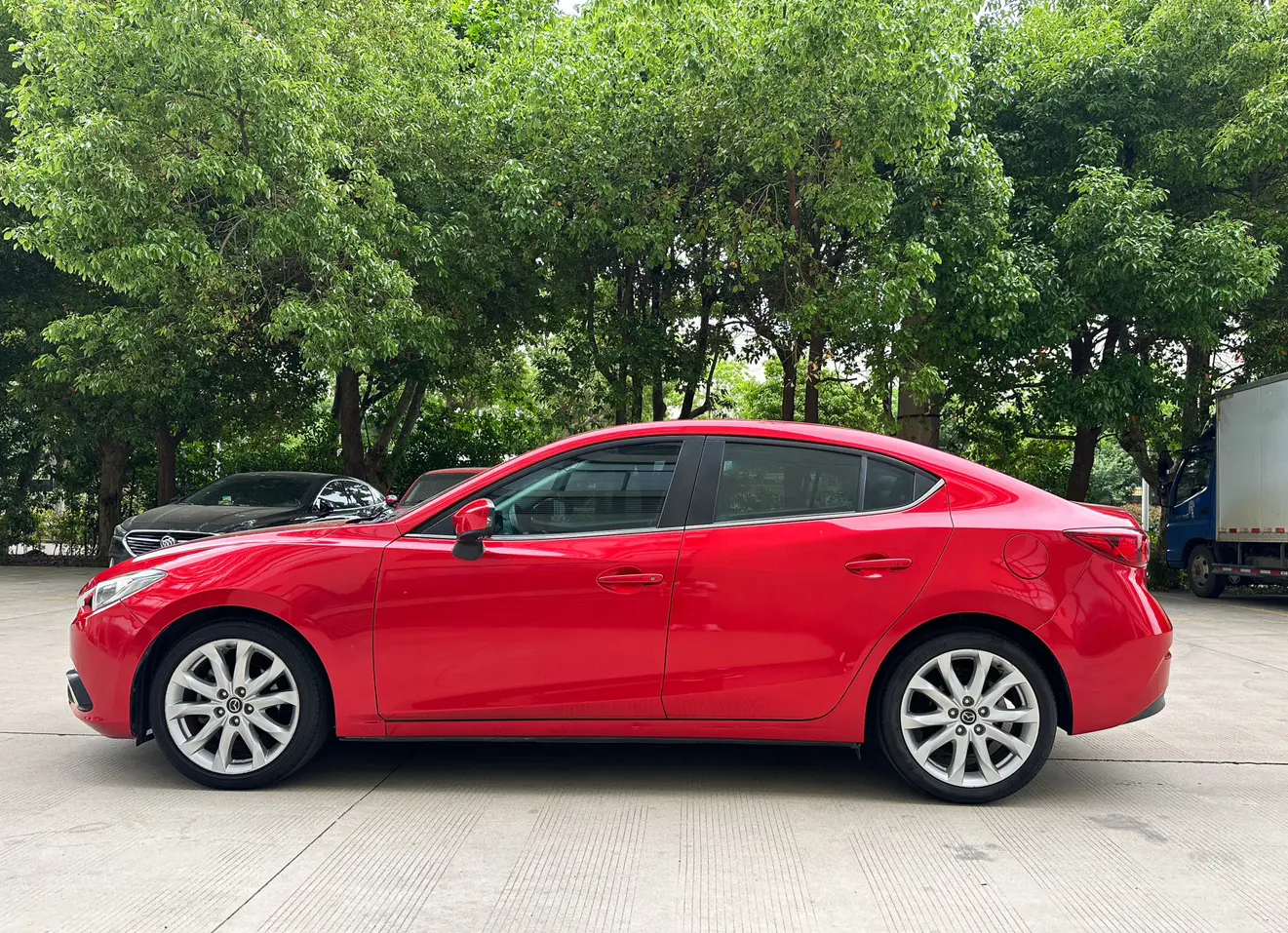 Mazda Axela