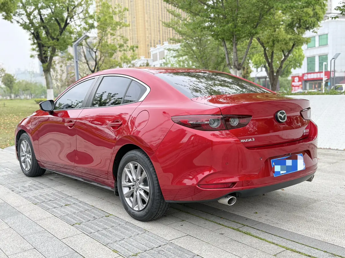 Mazda Axela
