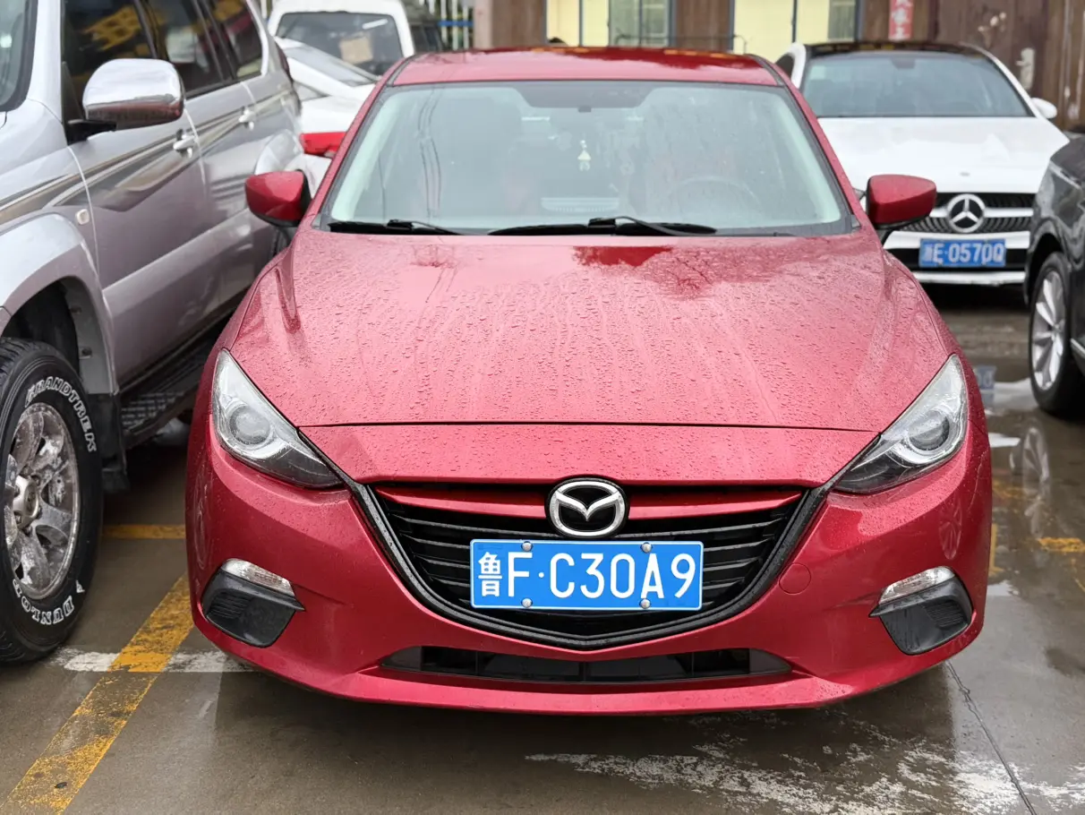 Mazda Axela