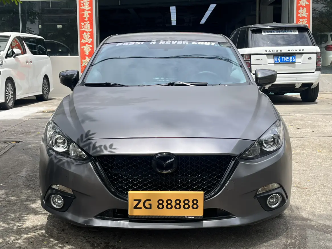 Mazda Axela