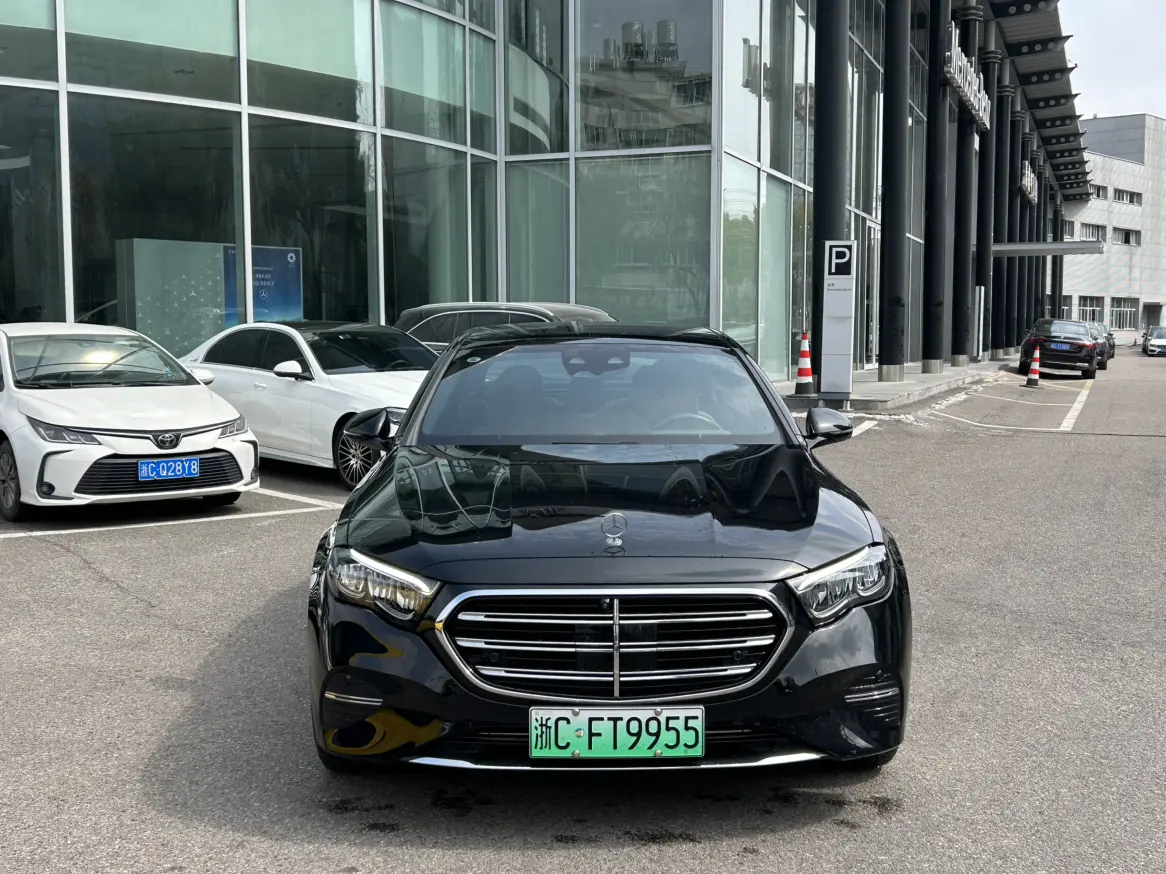 Mercedes-Benz E-Class PHEV