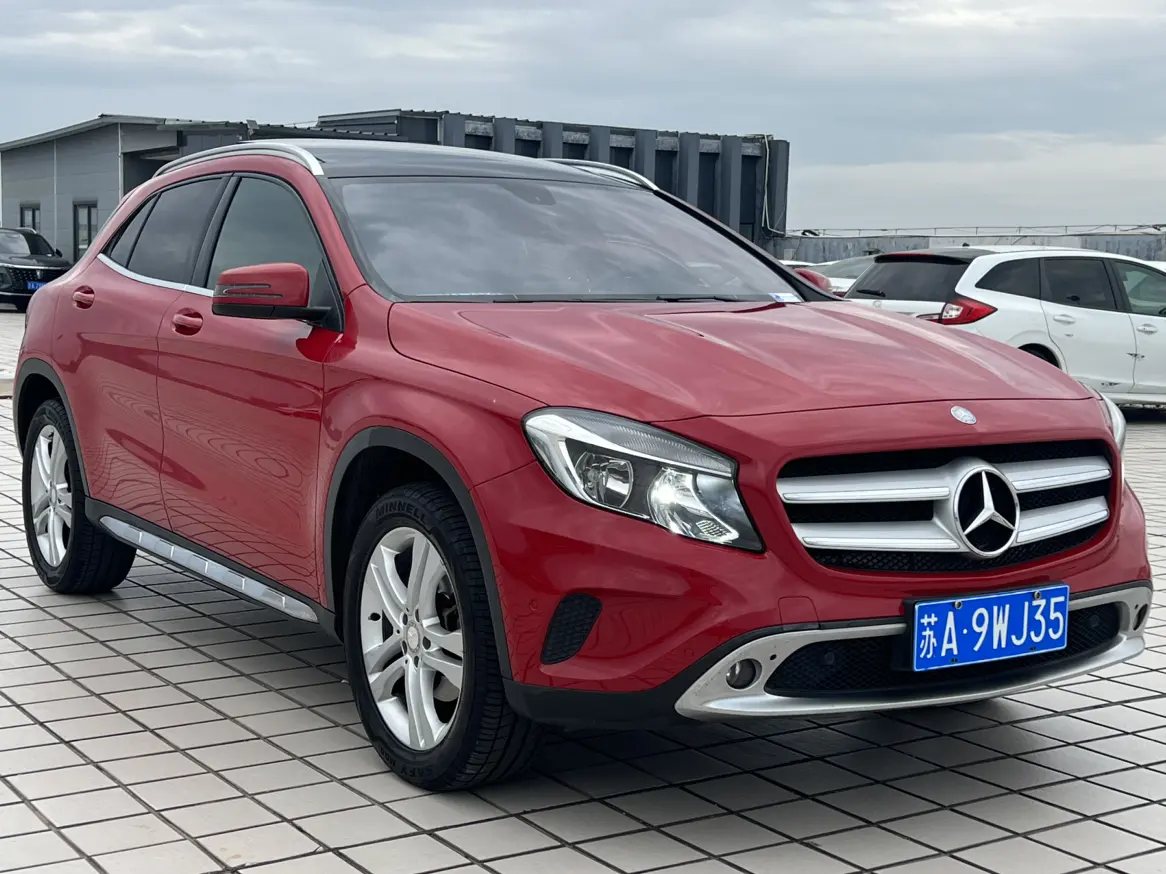 Mercedes-Benz GLA