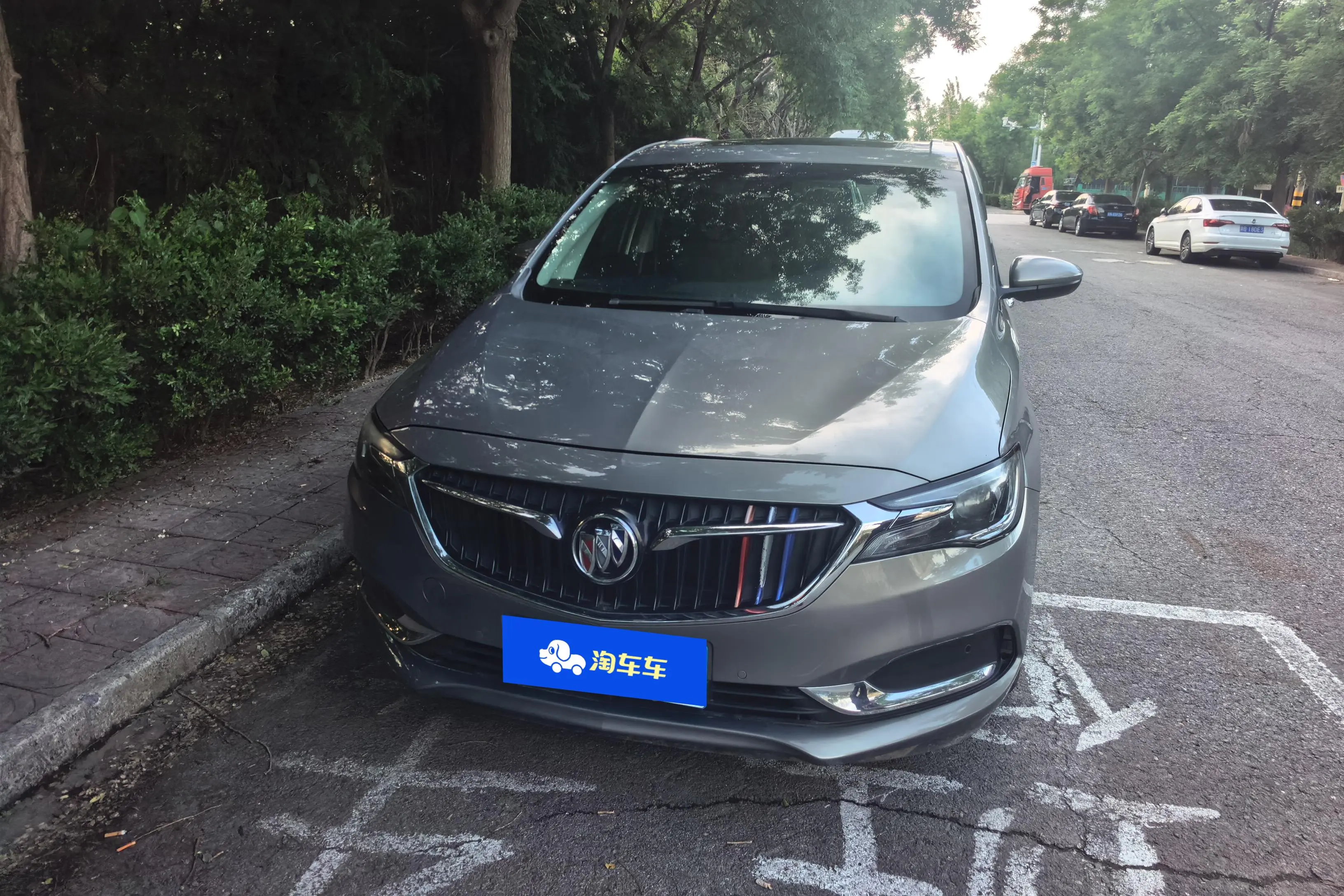 Buick GL6