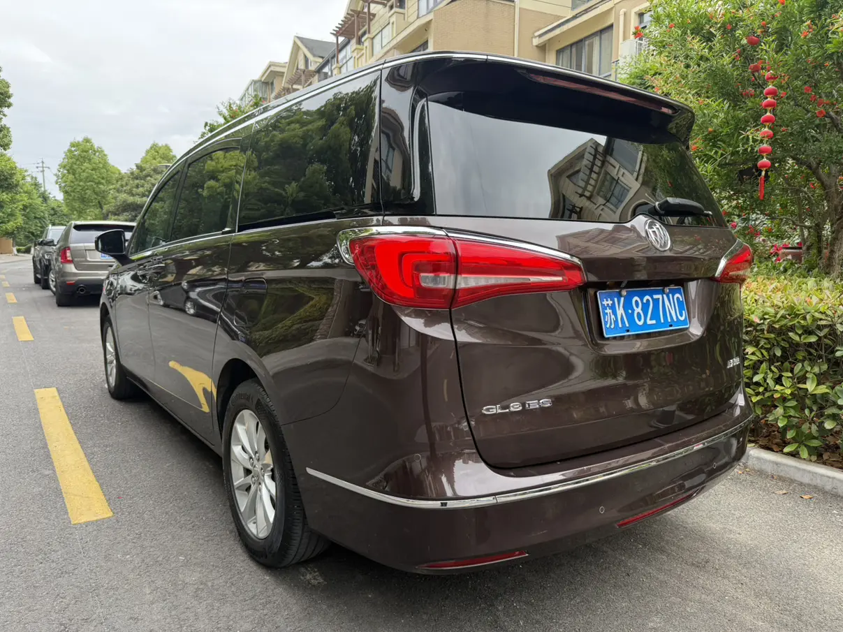 Buick GL8